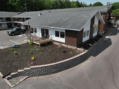 Cedar Motor Inn
