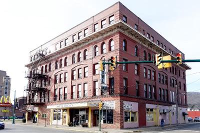 Hotel Bradford Main St PA