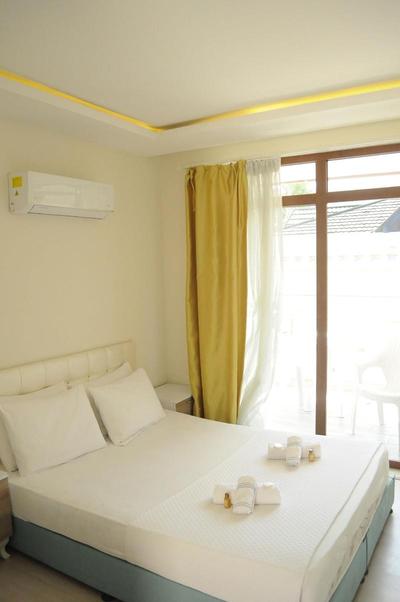 Kemer Suit