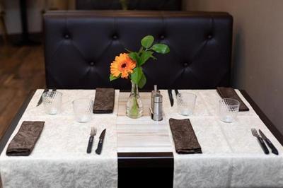 Logis Le Carnot Hotel