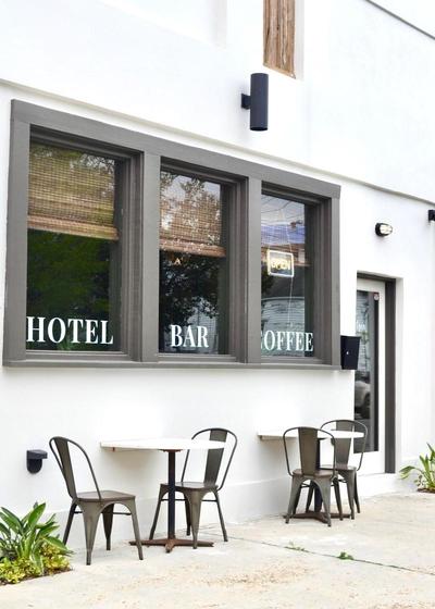 Marsh Hotel