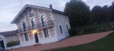 Chambre D Ha Tes Montplaisir
