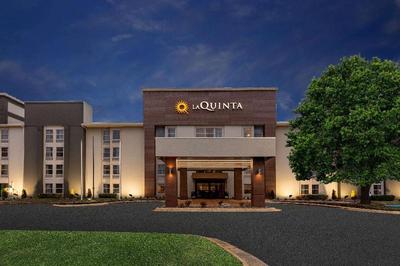 La Quinta Inn & Suites By Wyndham Jonesboro