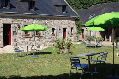 Domaine De Lesvaniel