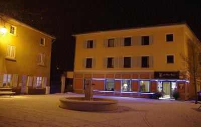 Le Place Neuve