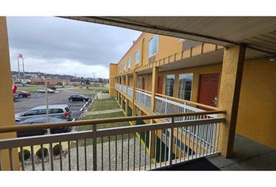 Lone Star Inn & Suites by OYO