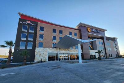 La Quinta Inn & Suites By Wyndham Del Rio