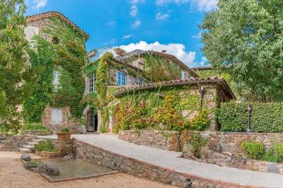 Logis Hotel Le Pradinas