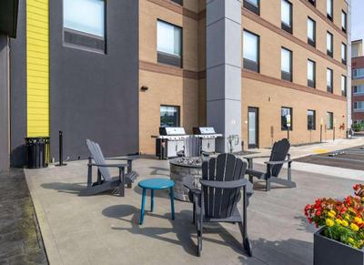 Home2 Suites Lexington Keeneland Airport