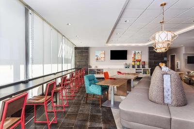 Home2 Suites by Hilton Cedar Rapids Westdale