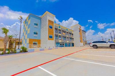 La Vyoma Villas, Westpark Hwy 6