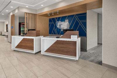 Holiday Inn Express Hattiesburg West Univ Area
