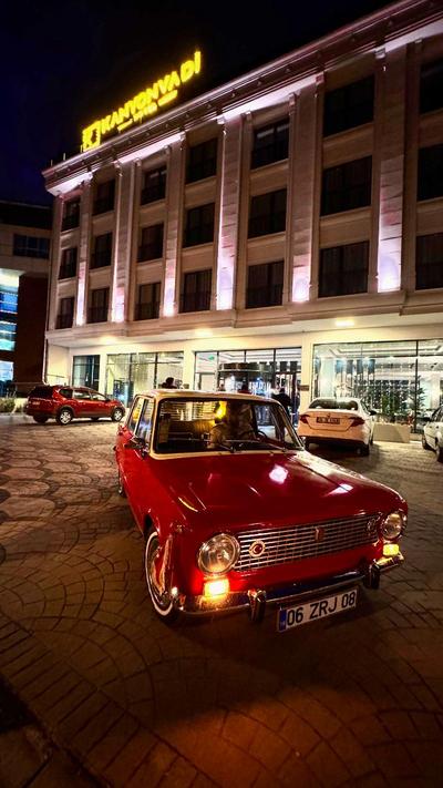 Kanyonvadi Hotel