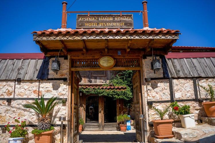 Ayşe Naz Hanım Konağı