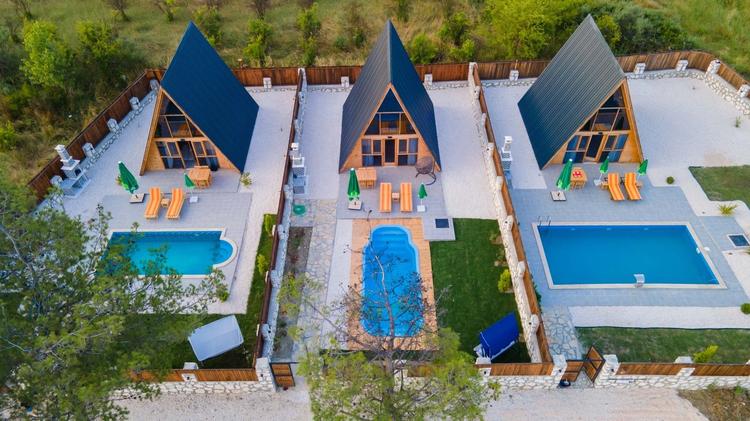 Alpanos Ağaç Evleri 