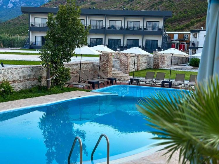 Mithat Motel Adrasan