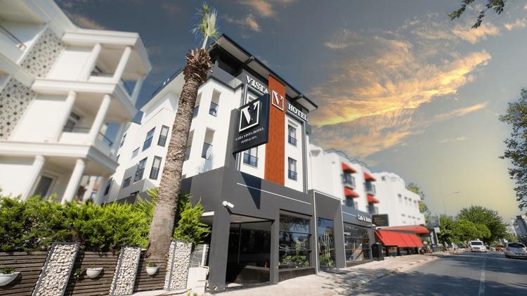 Lara Vista Hotel Suits & Spa