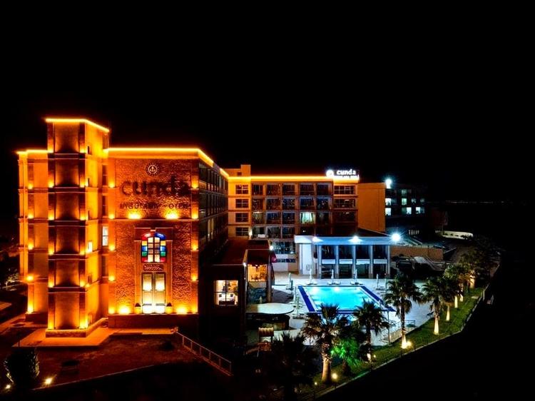 Cunda Uygulama Oteli