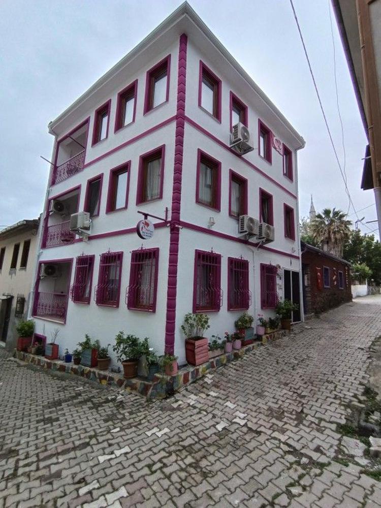 Tirilye Nar Çiçeği Butik Otel