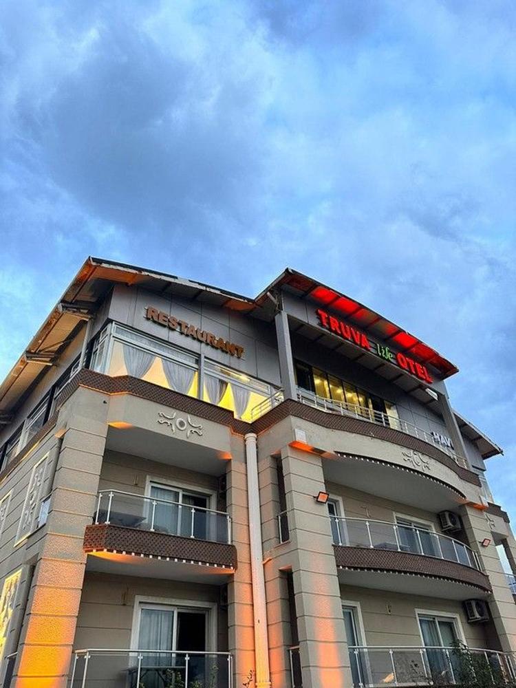 Truva Life Hotel