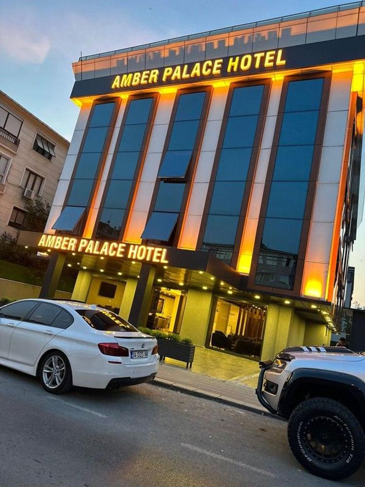 Amber Palace Hotel