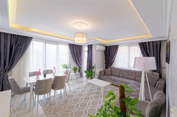 Stunning Gorgeous 2 BR Apartment near Golden Horn!
