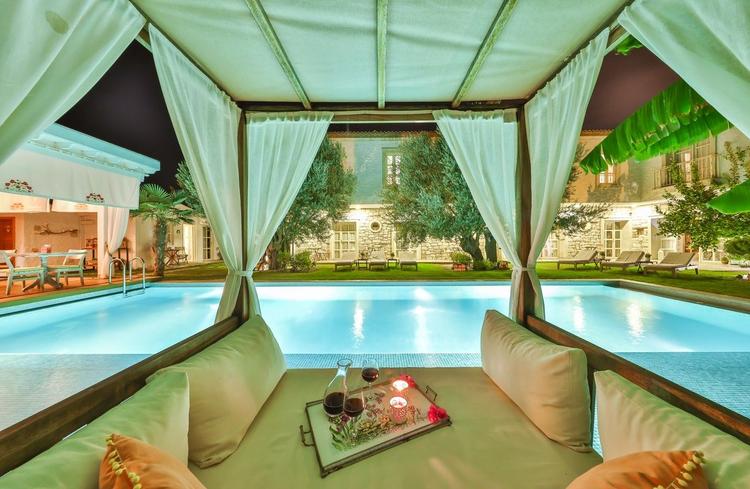 Köşe Konak Butik Otel