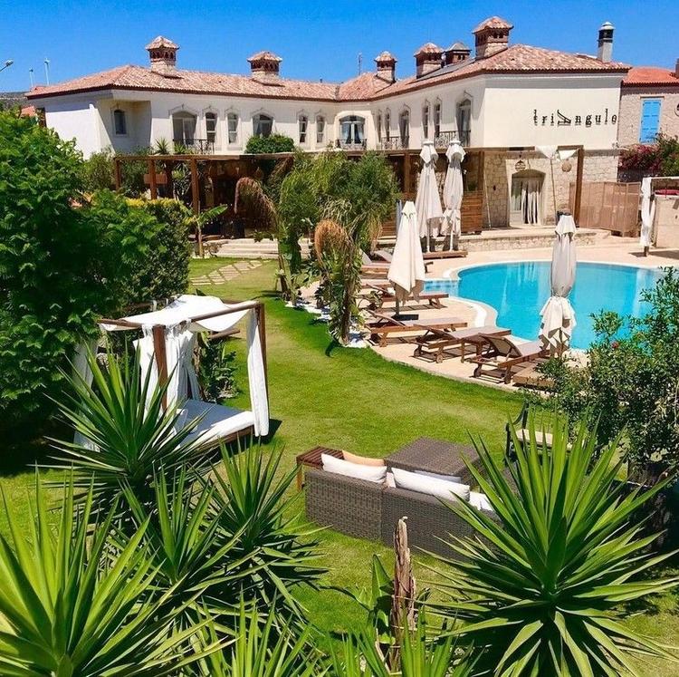 La Vida Triangulo Alaçatı