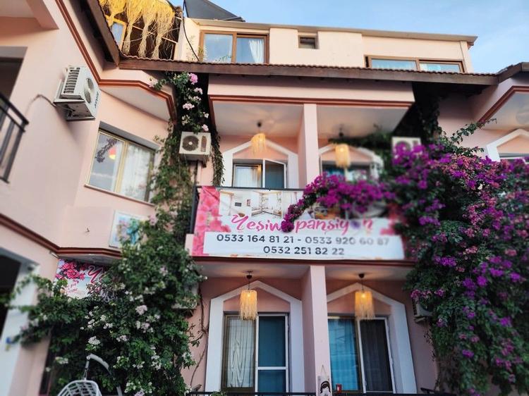 Yeşim Pansiyon