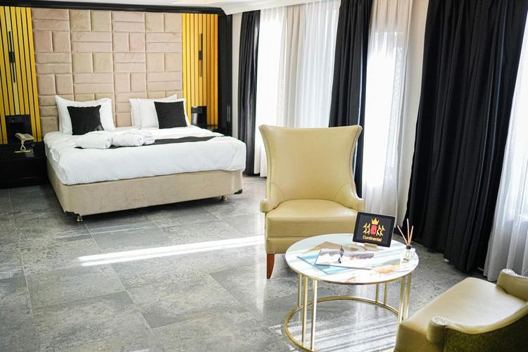 Ky Continental Apartments