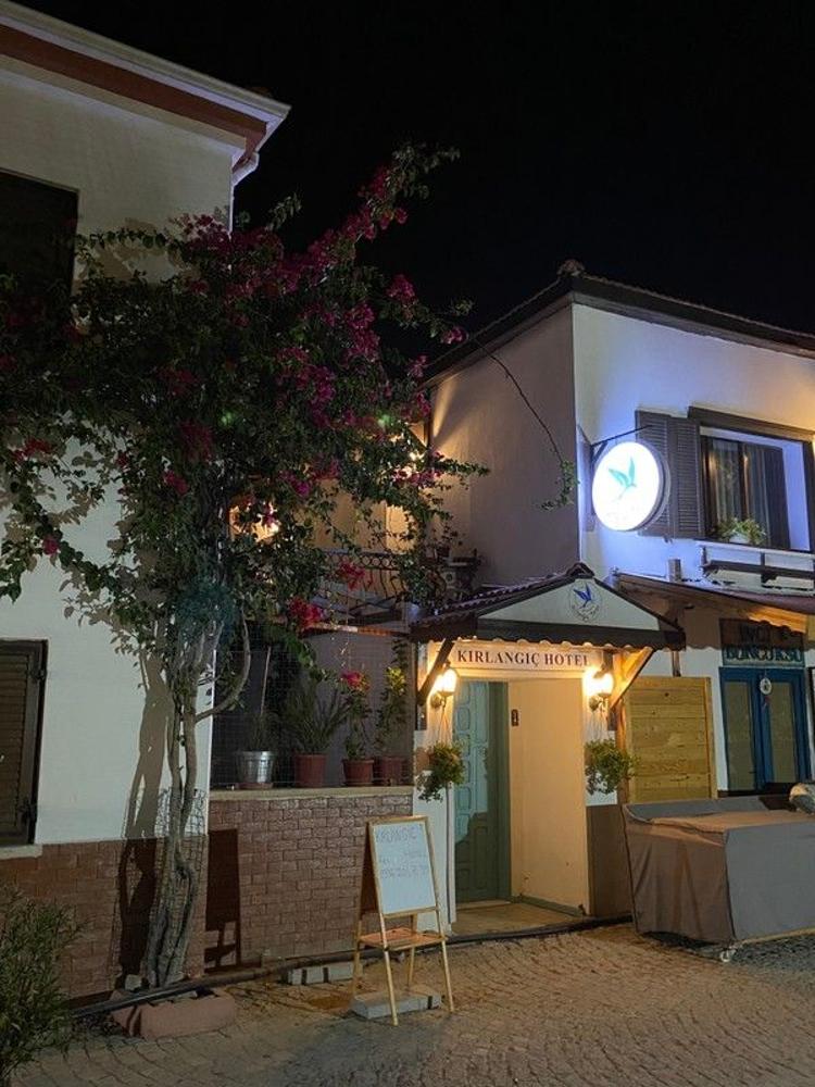 Kırlangıç Pansiyon