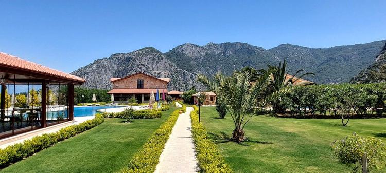 Crescent Park Boutique Otel