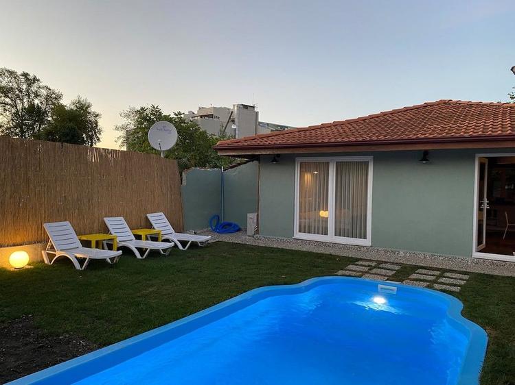 Sapanca Stone Suit Havuzlu Müstakil Villa