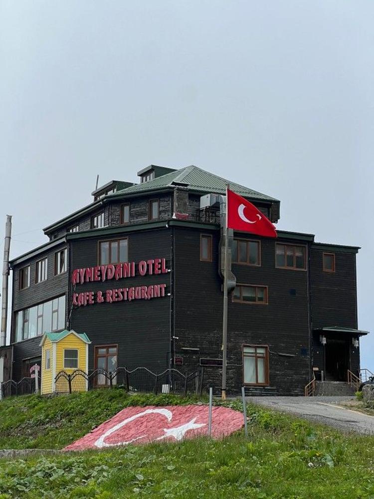 Aymeydani Hotel