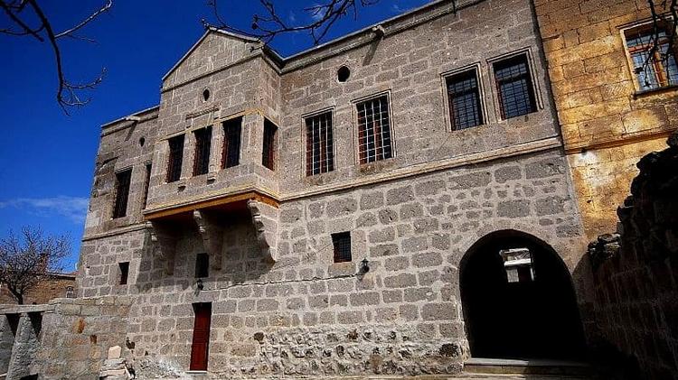 Kapadokya Ihlara Konaklari