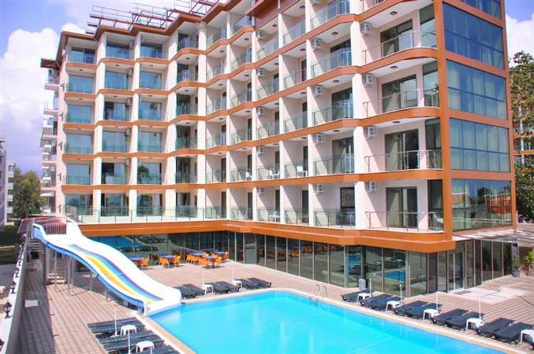 Grand Bayar Beach Hotel