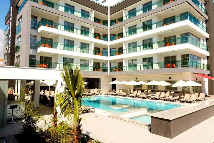 Green Garden Suites & Residence