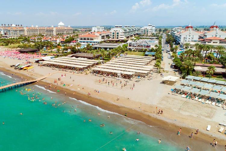 Crystal Waterworld Park Resort & SPA