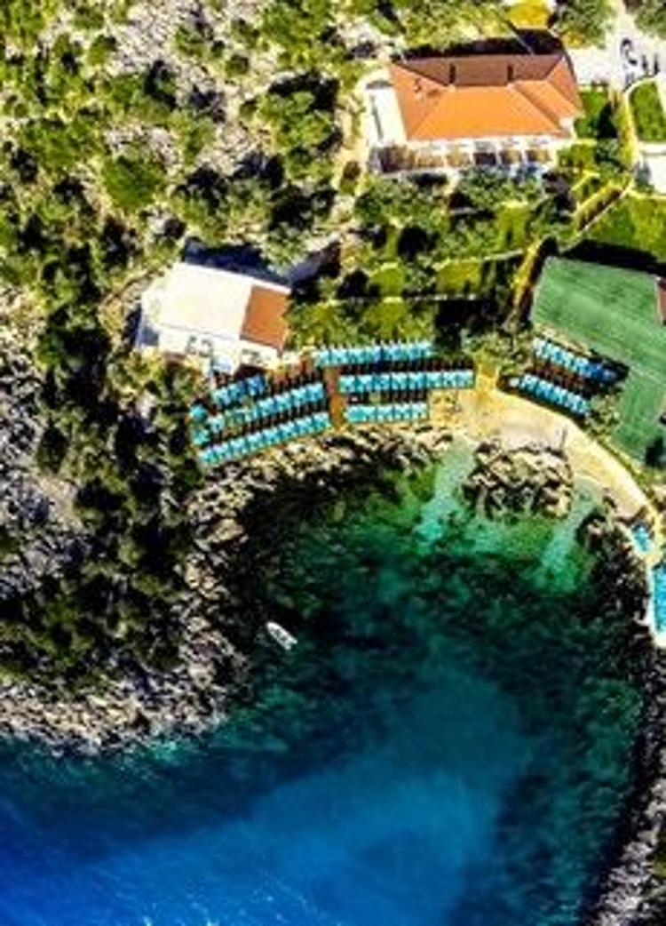 Blanca Beach Hotel