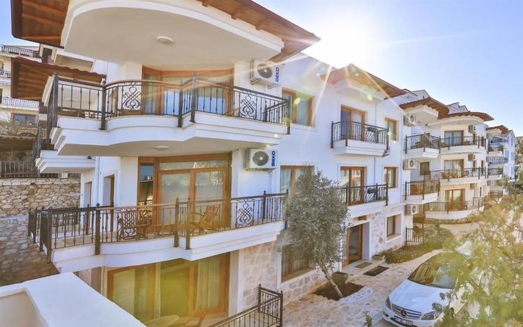 Çınarlar Apart Otel