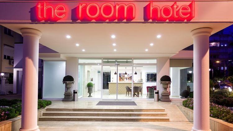 The Room Hotel & Apartments