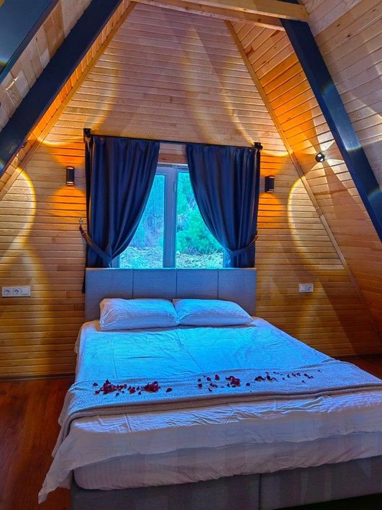 Big Tree Bungalow Villas