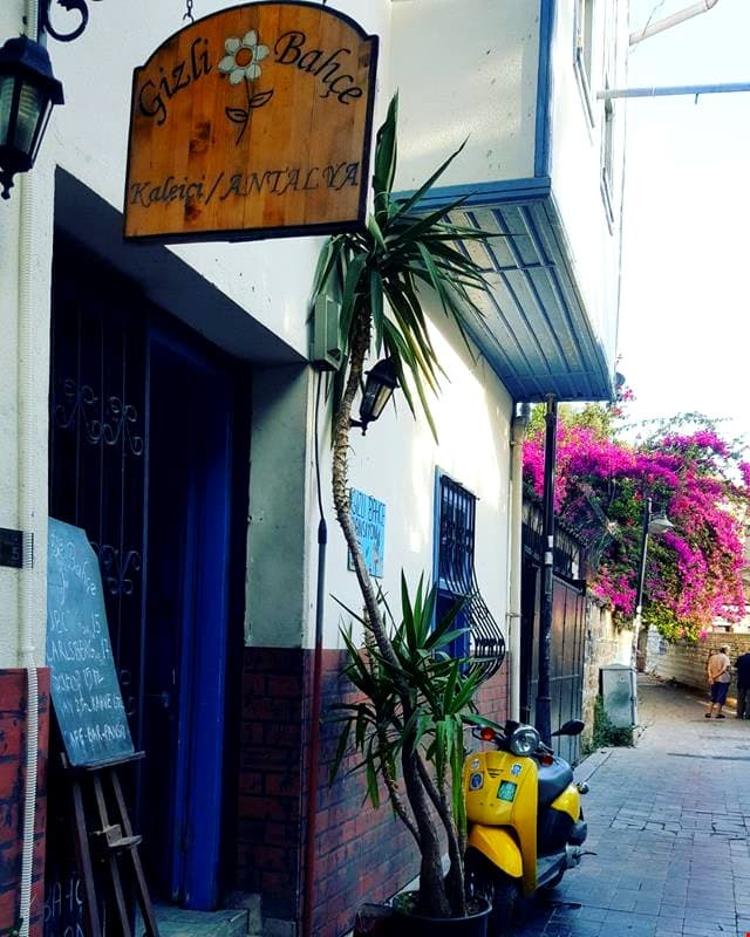 Kaleiçi Gizli Bahçe