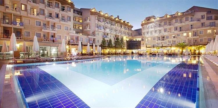 Diamond Beach Hotel & SPA