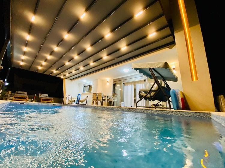 Luxury Villa Pike Özel Havuzlu