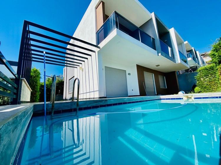 Luxury Villa Flamingo 4 Özel Havuzlu