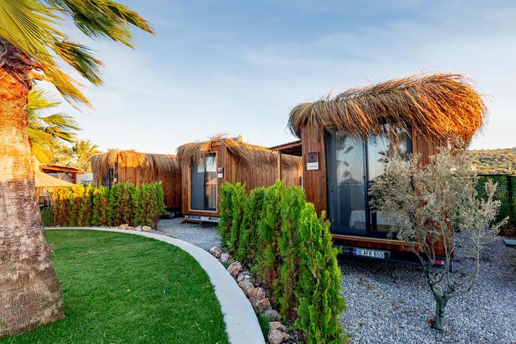 Anda Beach Bistro Rooms