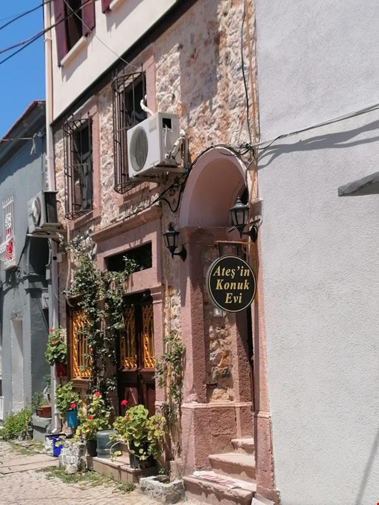 Atesin Konuk Evi