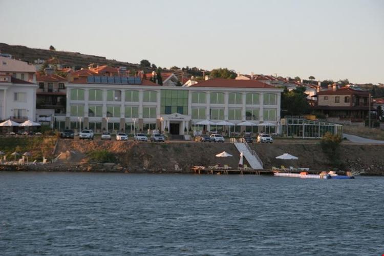 Cunda Kıvrak Otel