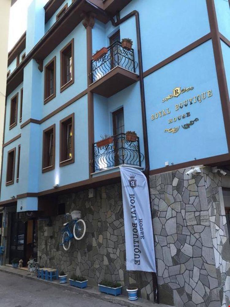 Royal Boutique House